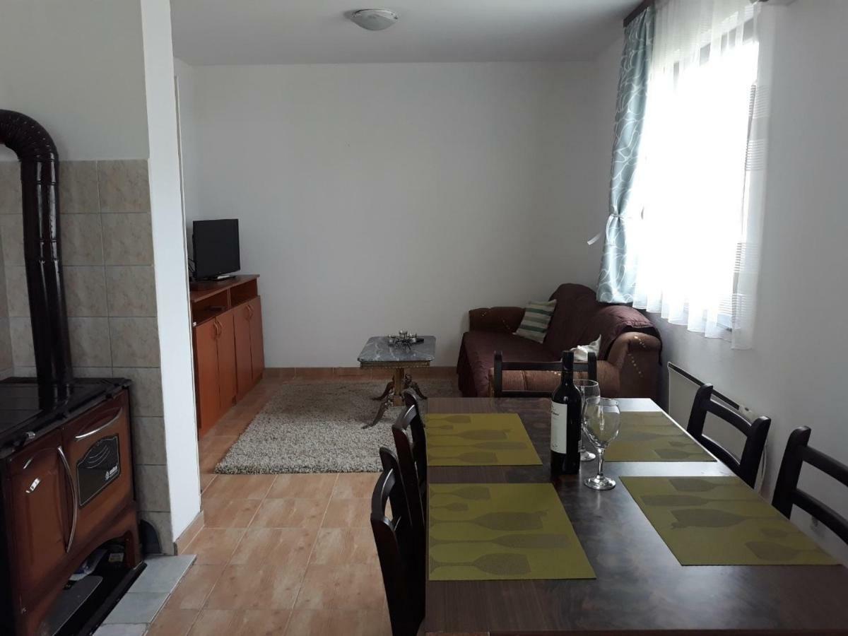 Apartman Dijelovi بييلينا المظهر الخارجي الصورة